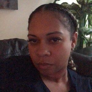 Meet your Posher, April